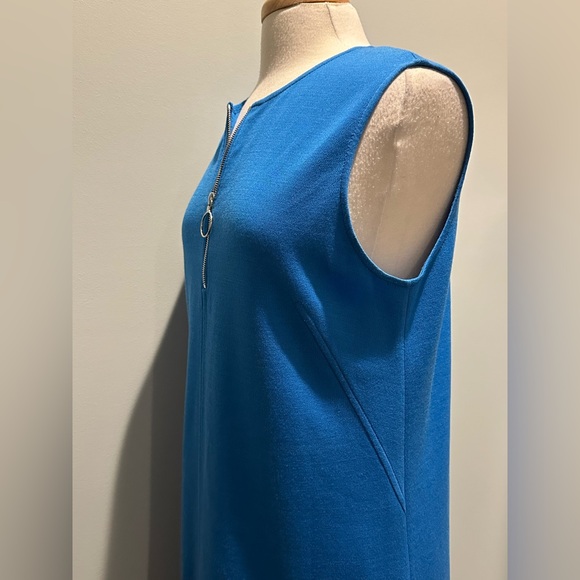 ST. JOHN cobalt blue wool blend sleeveless knit shift dress size 10 - Picture 6 of 14